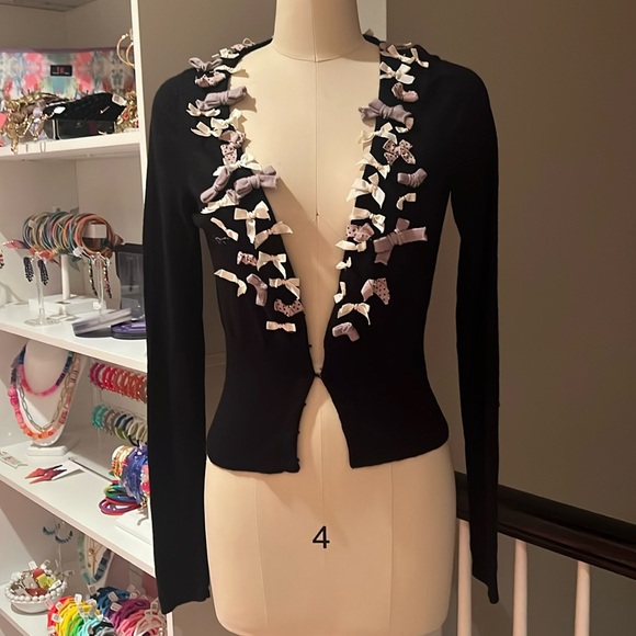 Anthropologie Bow Sweater Size Small - Picture 2 of 6